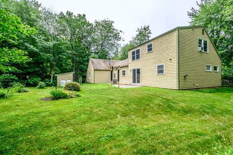 13 Hawthorn Circle Scarborough ME 04074
