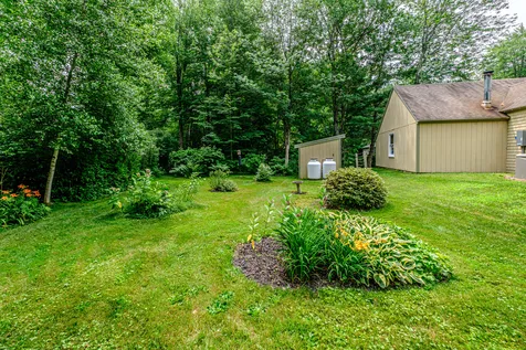 13 Hawthorn Circle Scarborough ME 04074