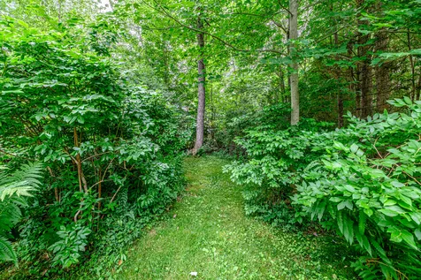 13 Hawthorn Circle Scarborough ME 04074
