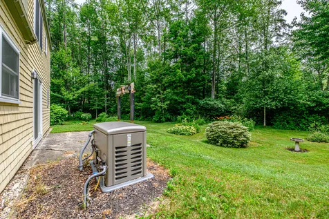 13 Hawthorn Circle Scarborough ME 04074