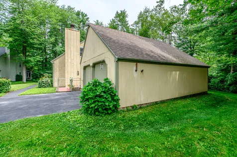 13 Hawthorn Circle Scarborough ME 04074
