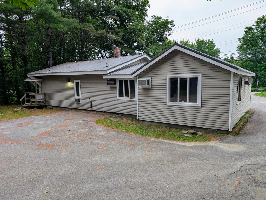 187 Wilton Road Farmington ME 04938
