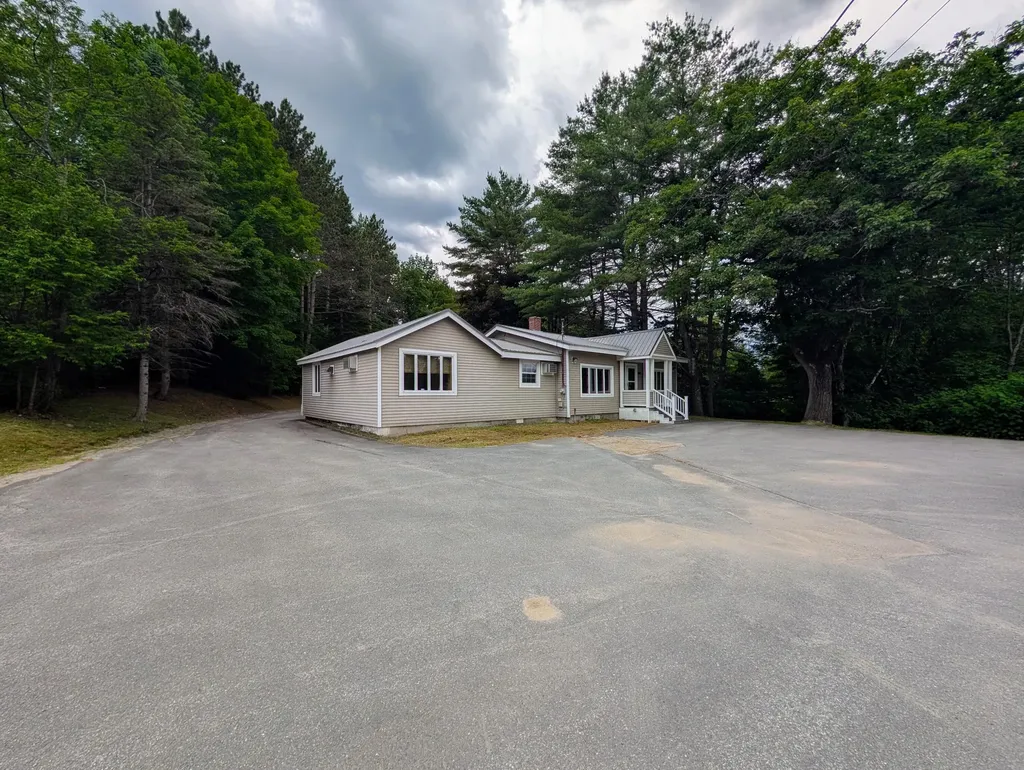 187 Wilton Road Farmington ME 04938