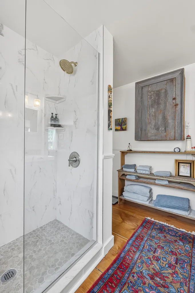 54 Federal Street Wiscasset ME 04578