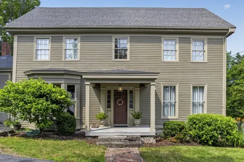 54 Federal Street Wiscasset ME 04578