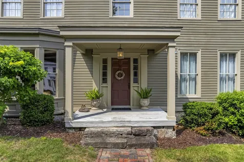 54 Federal Street Wiscasset ME 04578