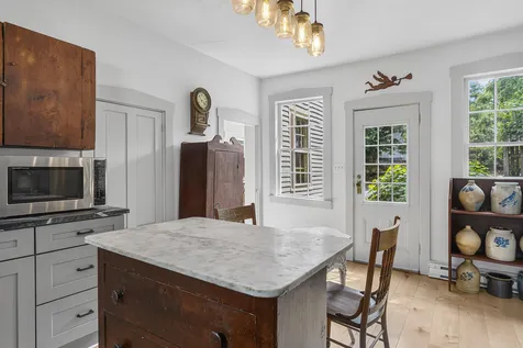 54 Federal Street Wiscasset ME 04578