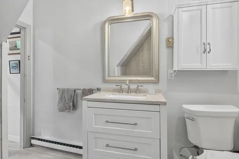 54 Federal Street Wiscasset ME 04578