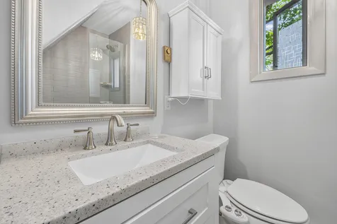 54 Federal Street Wiscasset ME 04578