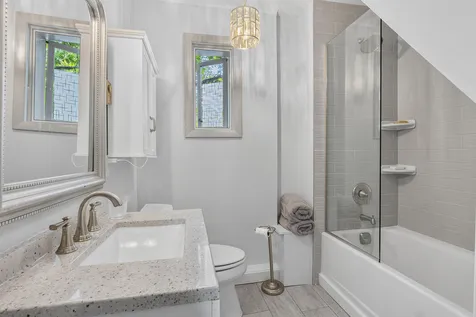 54 Federal Street Wiscasset ME 04578