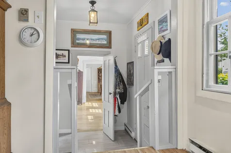 54 Federal Street Wiscasset ME 04578