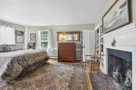 54 Federal Street Wiscasset ME 04578
