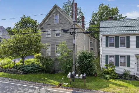 54 Federal Street Wiscasset ME 04578