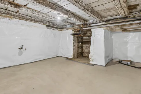 54 Federal Street Wiscasset ME 04578