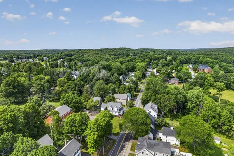 54 Federal Street Wiscasset ME 04578