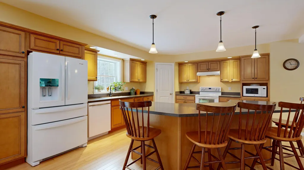 141 Bradbury Street Lewiston ME 04240