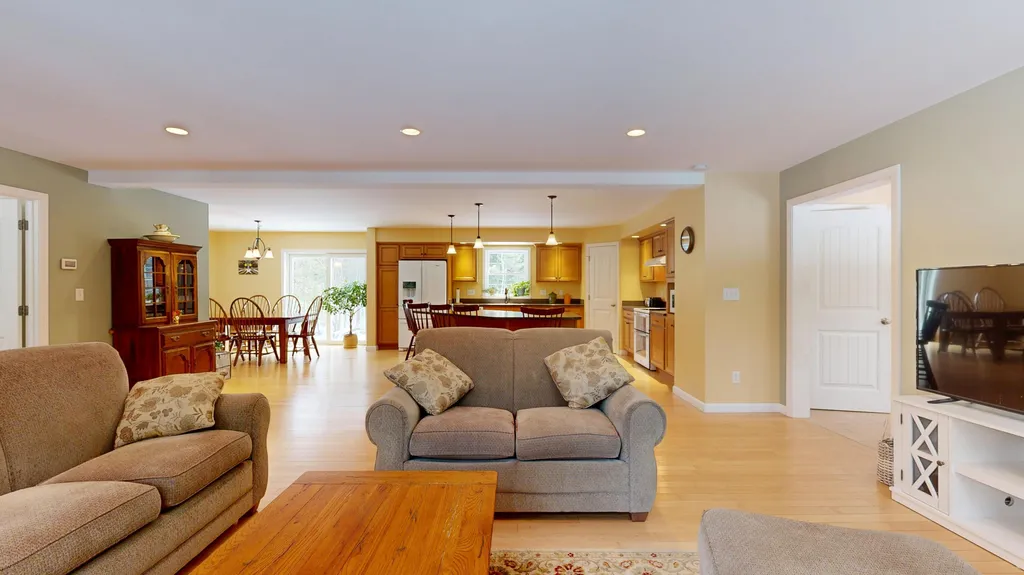 141 Bradbury Street Lewiston ME 04240