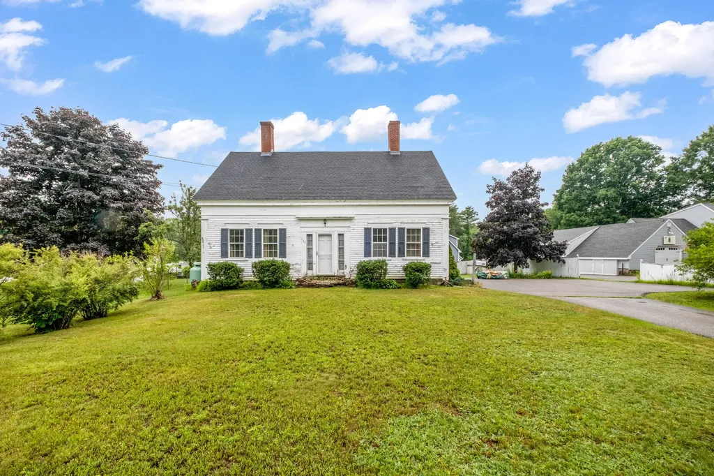 131 Dennett Road Kittery ME 03904