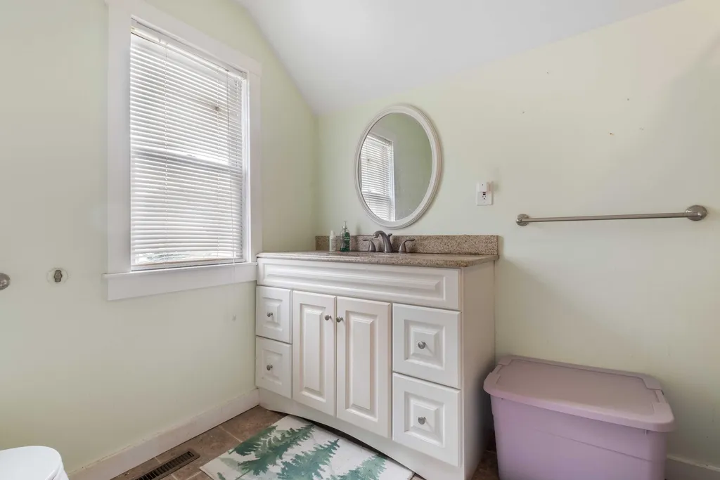 131 Dennett Road Kittery ME 03904