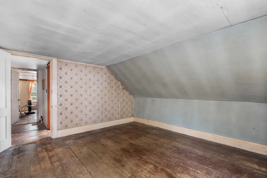 131 Dennett Road Kittery ME 03904