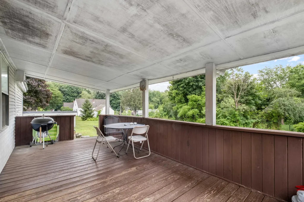131 Dennett Road Kittery ME 03904