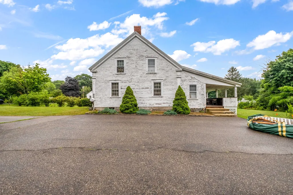 131 Dennett Road Kittery ME 03904