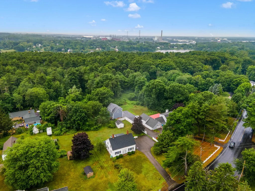 131 Dennett Road Kittery ME 03904
