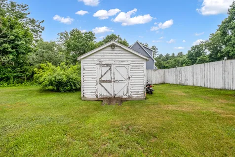 131 Dennett Road Kittery ME 03904
