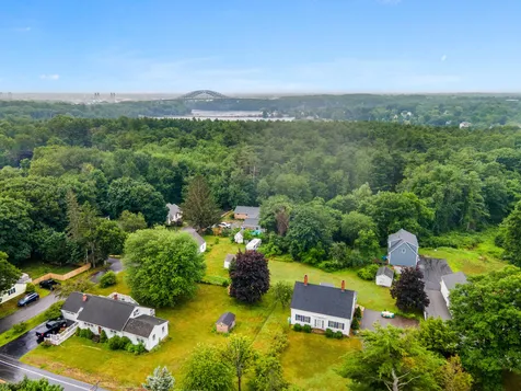 131 Dennett Road Kittery ME 03904