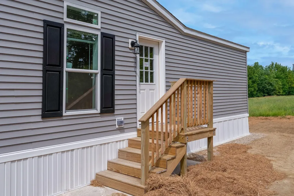 629 Russell Road Madison ME 04950