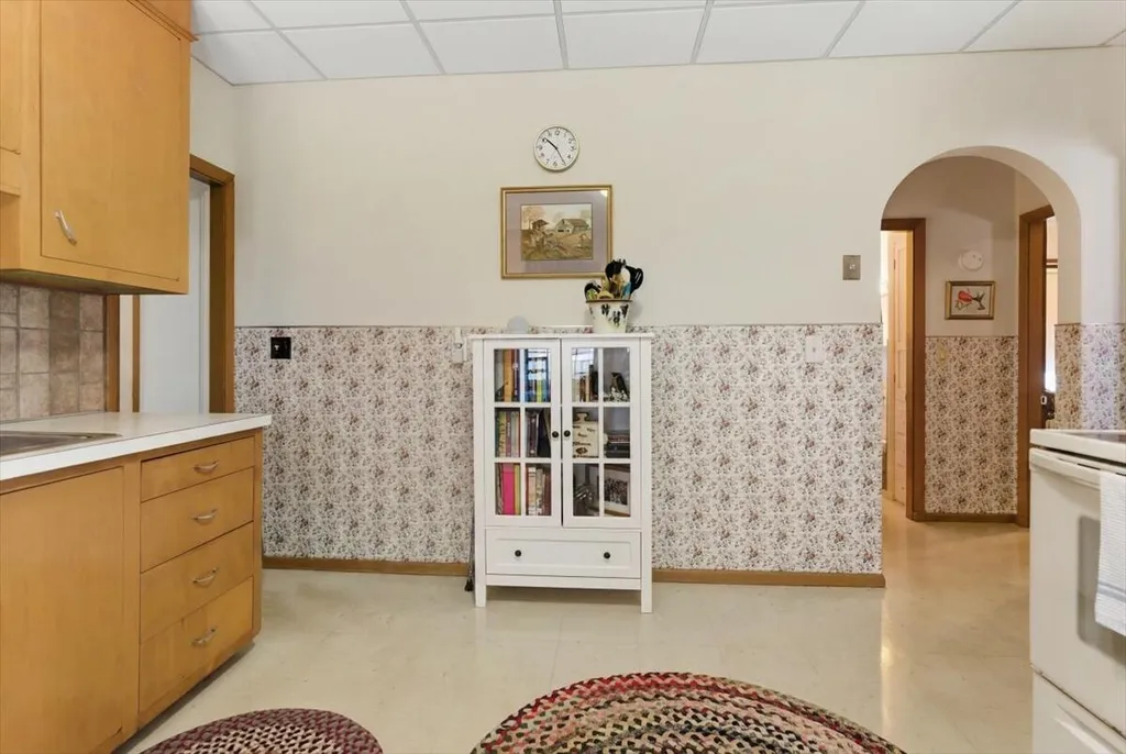 24 Demi Circle Lewiston ME 04240