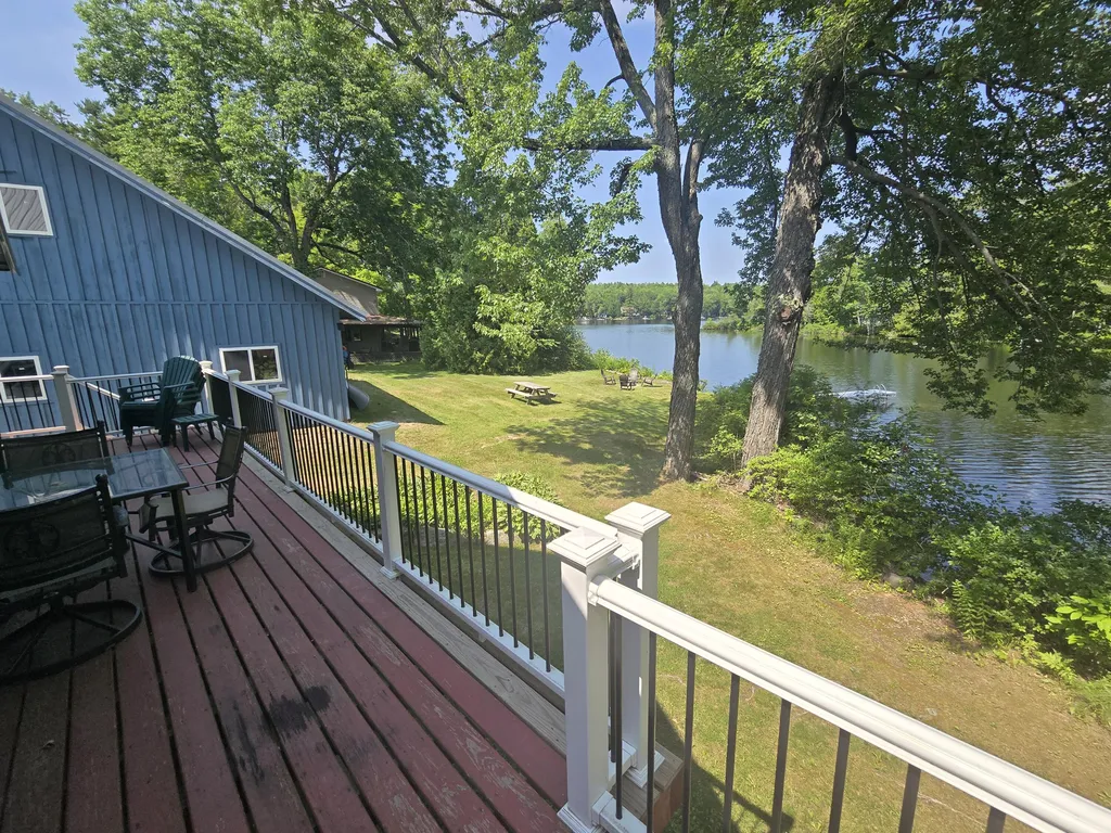 884 Transalpine Road Lincoln ME 04457