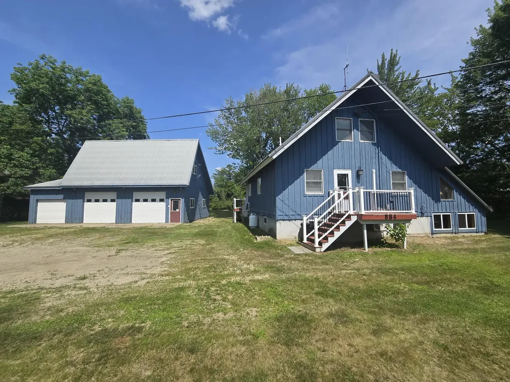 884 Transalpine Road Lincoln ME 04457