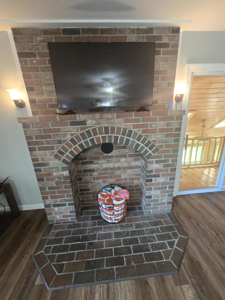884 Transalpine Road Lincoln ME 04457