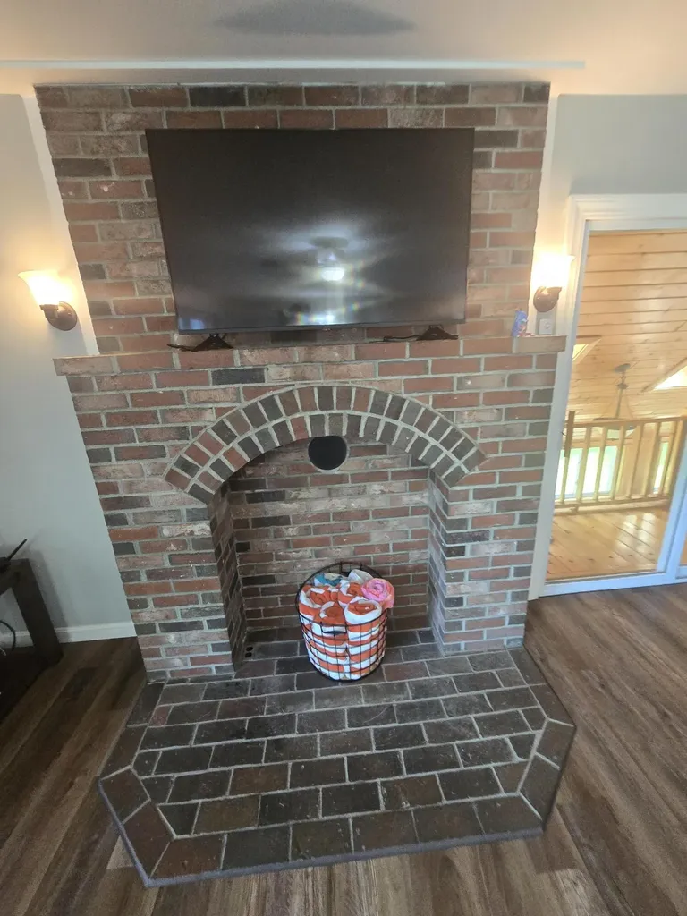 884 Transalpine Road Lincoln ME 04457