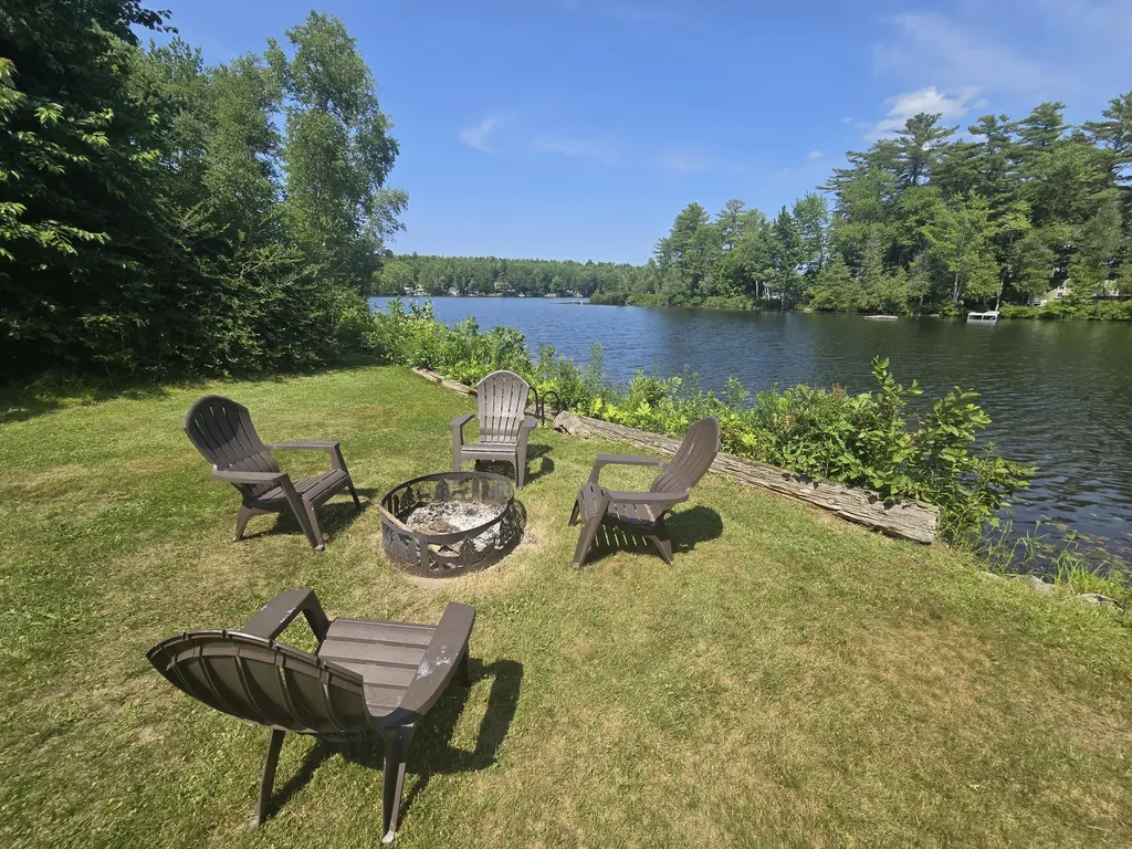 884 Transalpine Road Lincoln ME 04457