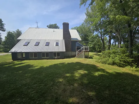 884 Transalpine Road Lincoln ME 04457