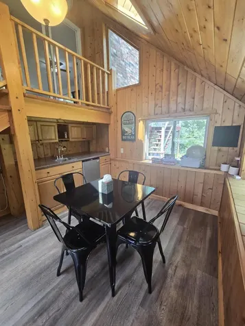 884 Transalpine Road Lincoln ME 04457