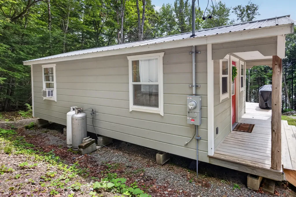 1750 Houston Road Lincoln ME 04457