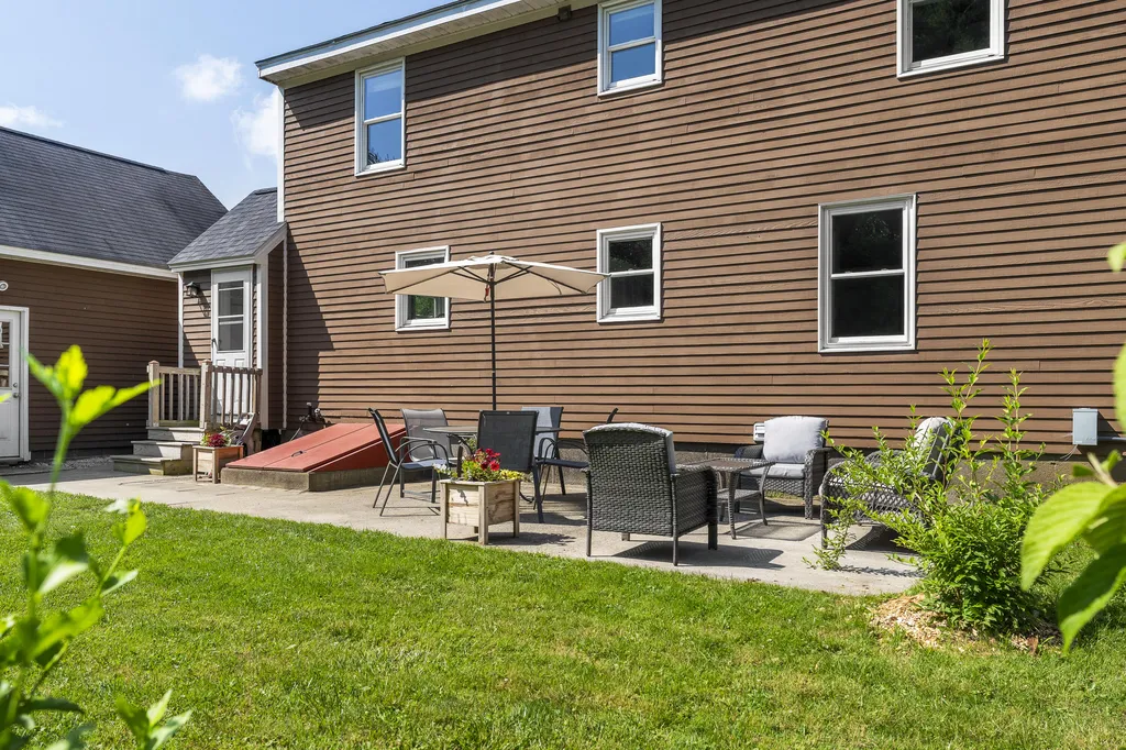 12 Barnstable Road South Portland ME 04106