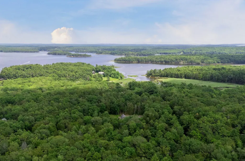 18 Mill Island Road Arrowsic ME 04530