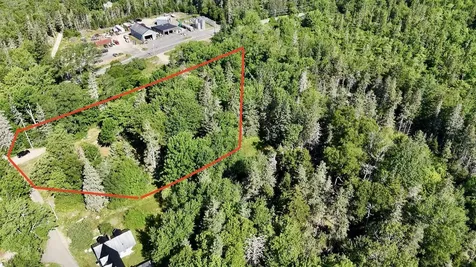 4 Mccauley Lane Deer Isle ME 04627