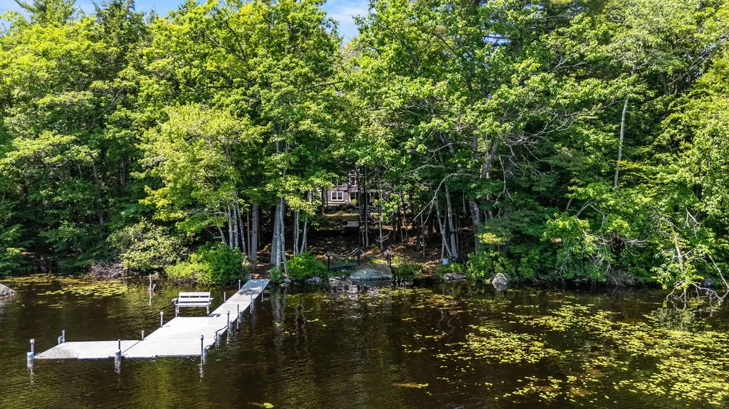 71 Alderberry Bay Drive Naples ME 04055