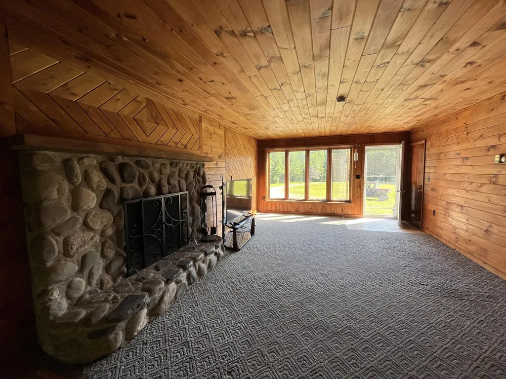 273 Rome Road Mercer ME 04957
