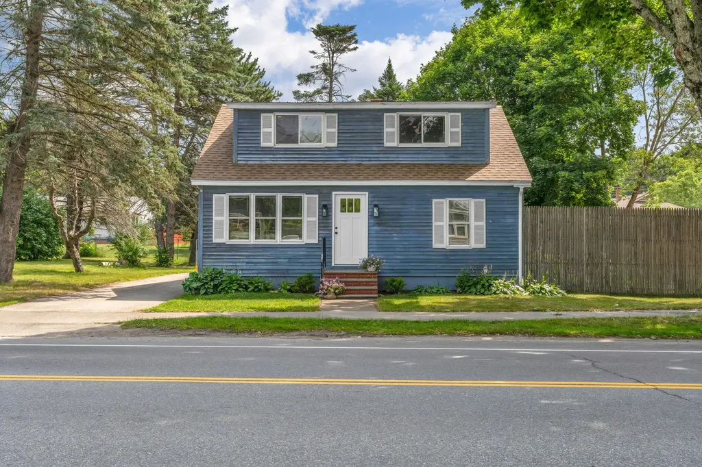 385 Essex Street Bangor ME 04401
