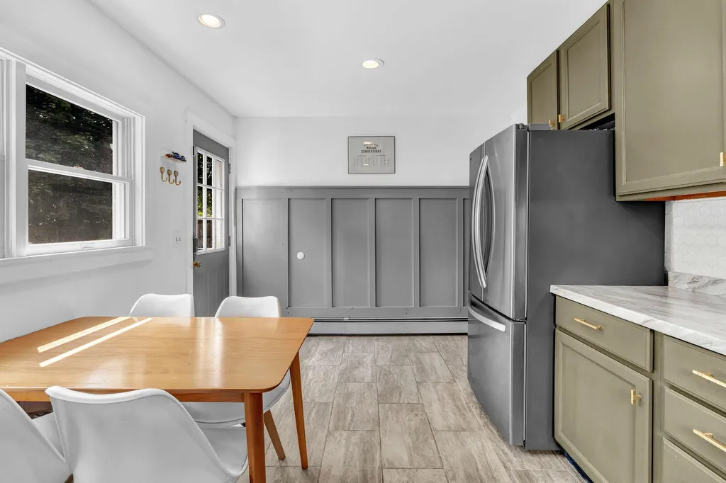 385 Essex Street Bangor ME 04401