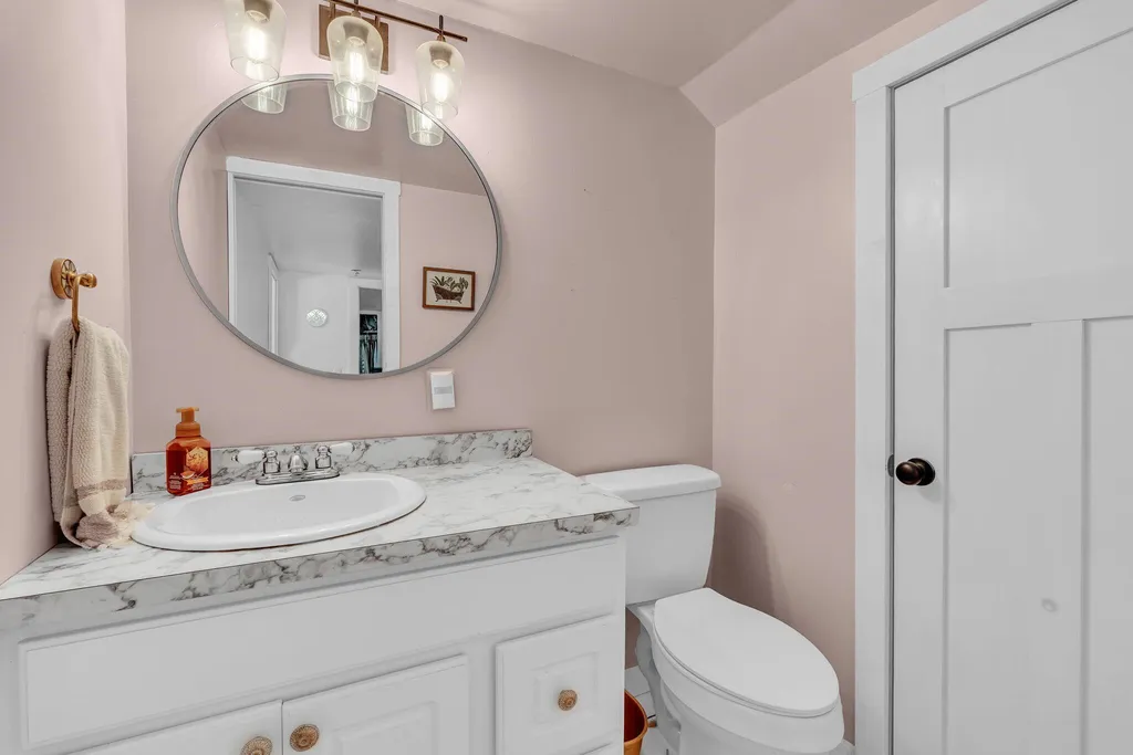 385 Essex Street Bangor ME 04401