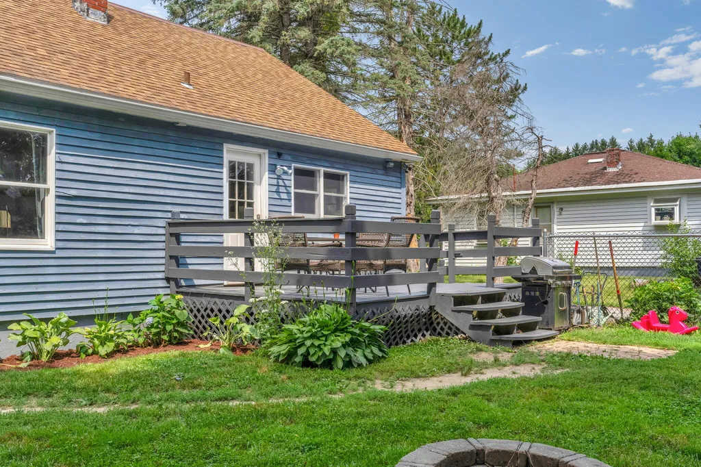 385 Essex Street Bangor ME 04401