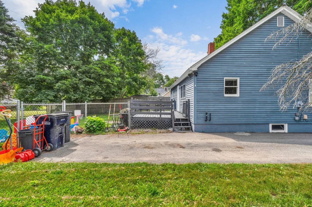 385 Essex Street Bangor ME 04401