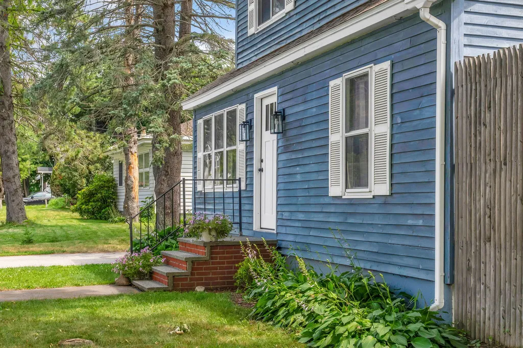 385 Essex Street Bangor ME 04401